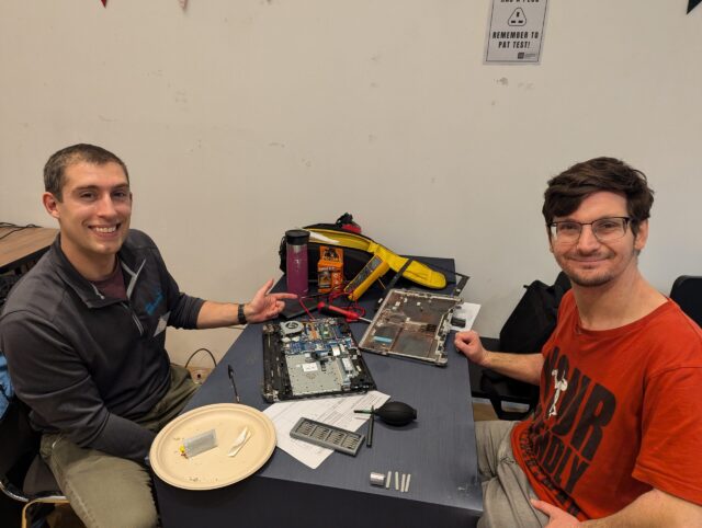 International Repair Day Repair Cafe