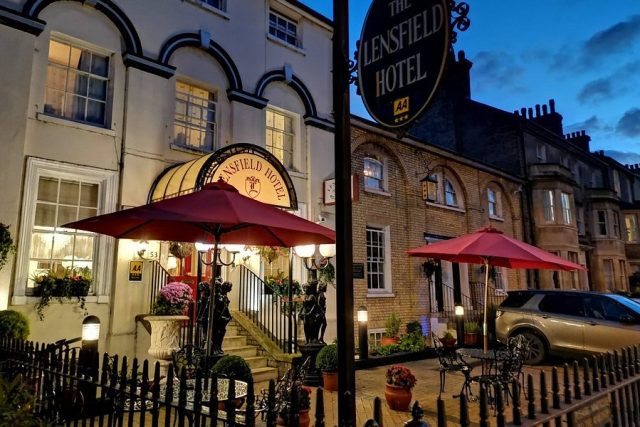 Lensfield Hotel